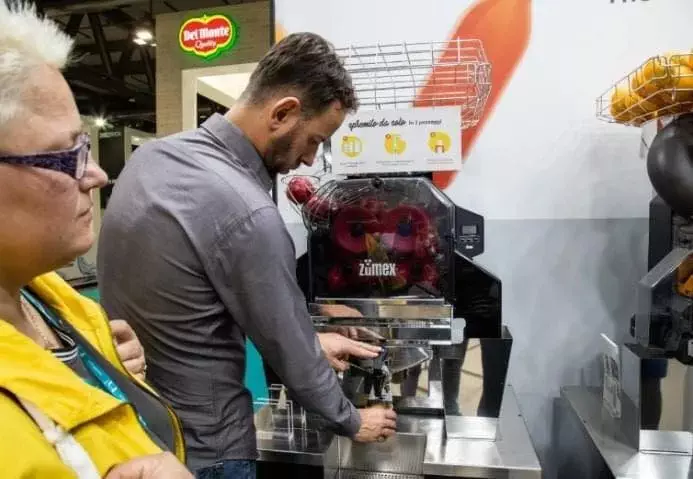 Tại Sao Siêu Thị Nên Sở Hữu Máy Vắt Cam Tự Động Zumex?