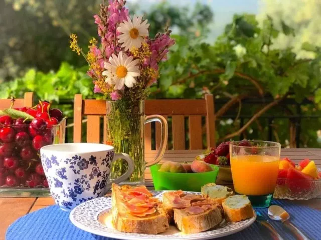 Máy ép trái cây Multifruit: Công cụ hỗ trợ chiến lược quảng cáo cho cửa hàng nước ép